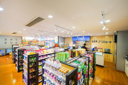 全家集 低调改装传统便利店，连锁化革命悄然进行